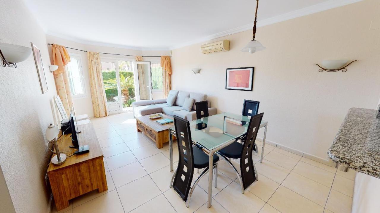 Apartamentos Y Villas Oliva Nova Golf Resort Kültér fotó