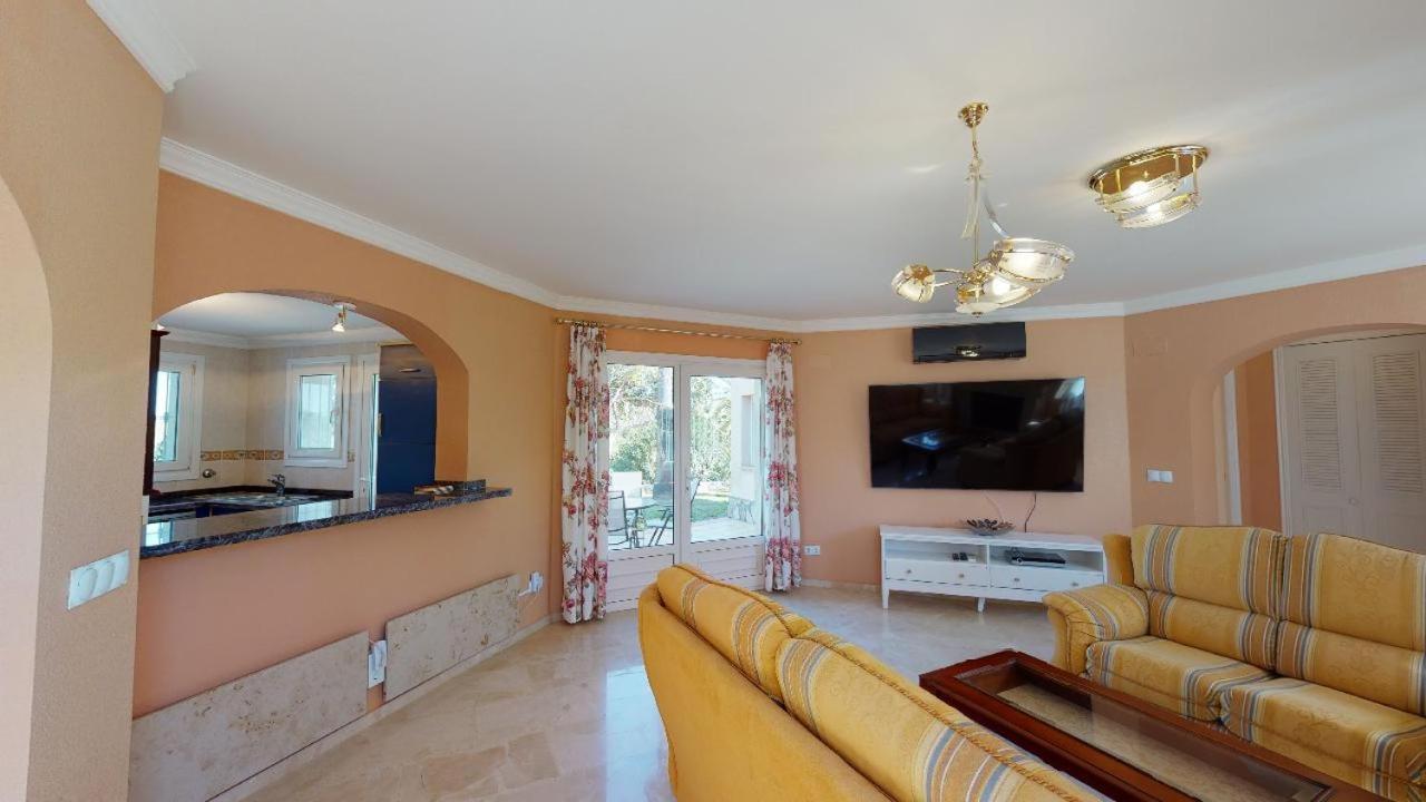 Apartamentos Y Villas Oliva Nova Golf Resort Kültér fotó
